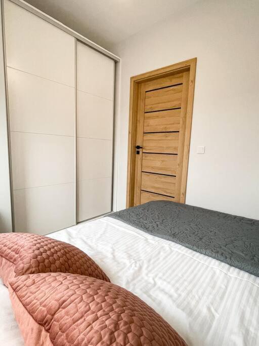 New One Bedroom With Balcony Apartment *